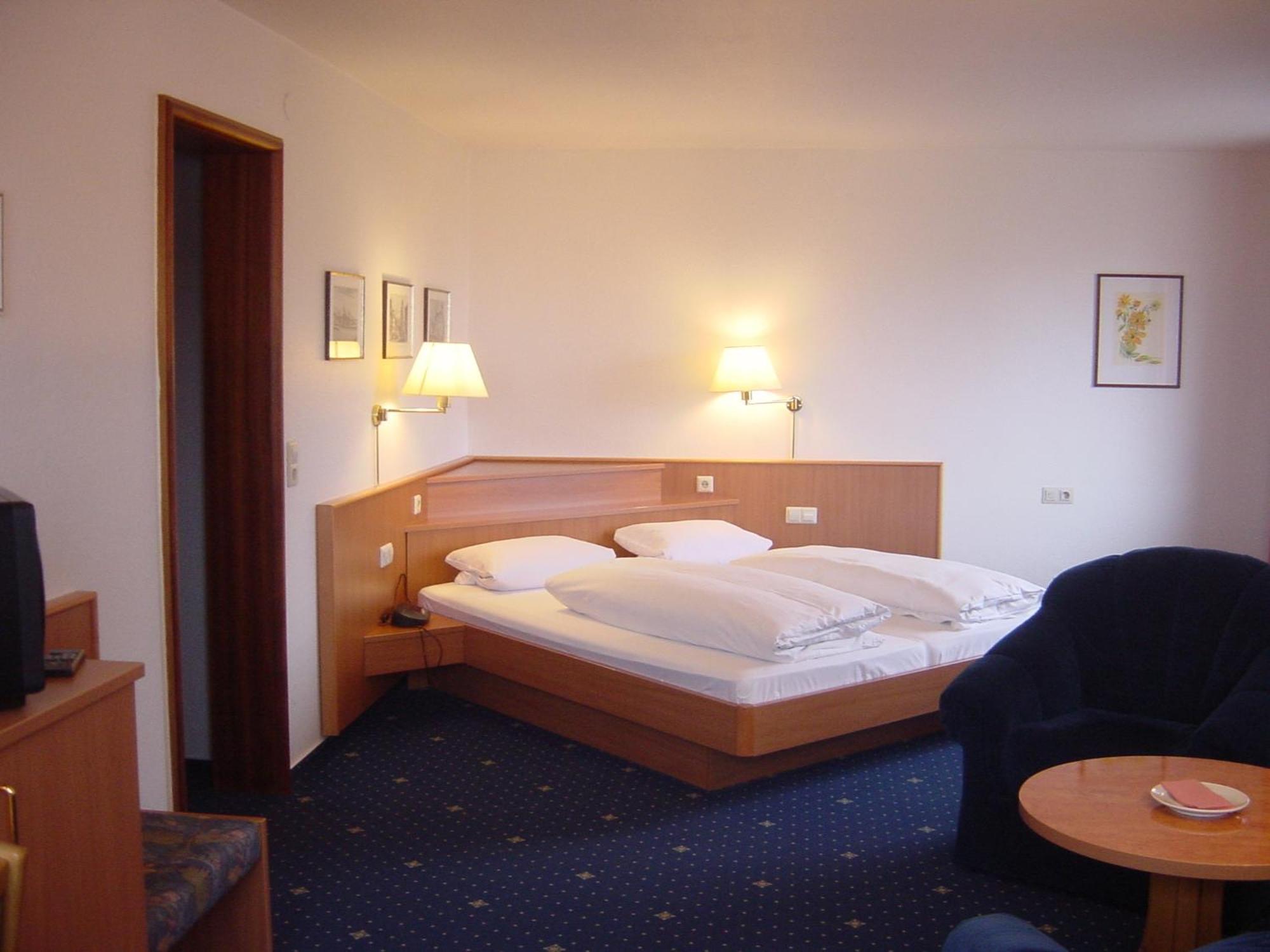 Hotel Garni Eden Meersburg Extérieur photo