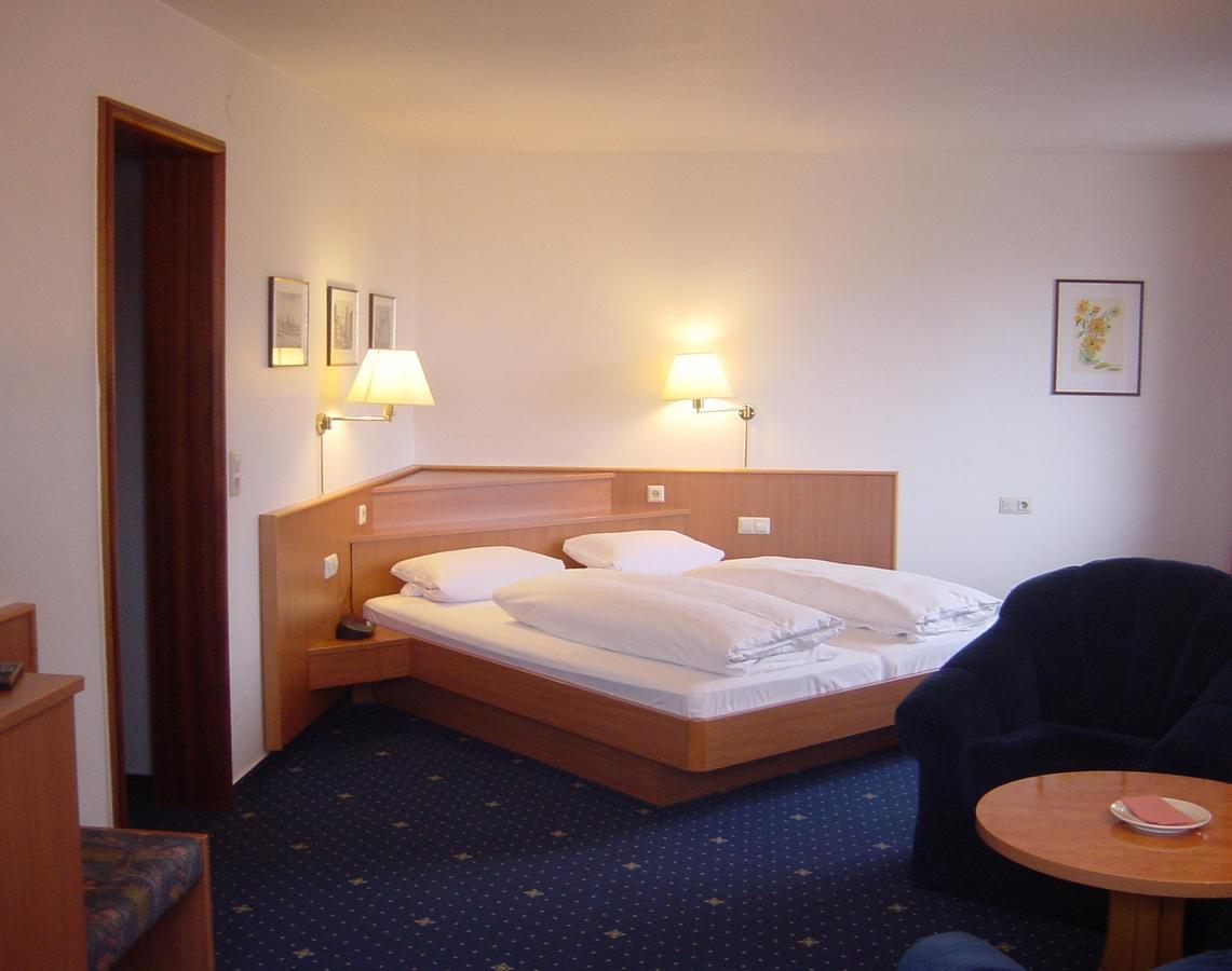 Hotel Garni Eden Meersburg Extérieur photo