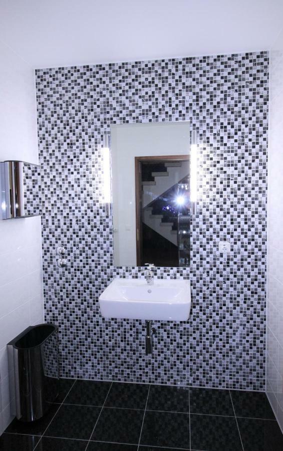 Hotel Garni Eden Meersburg Extérieur photo