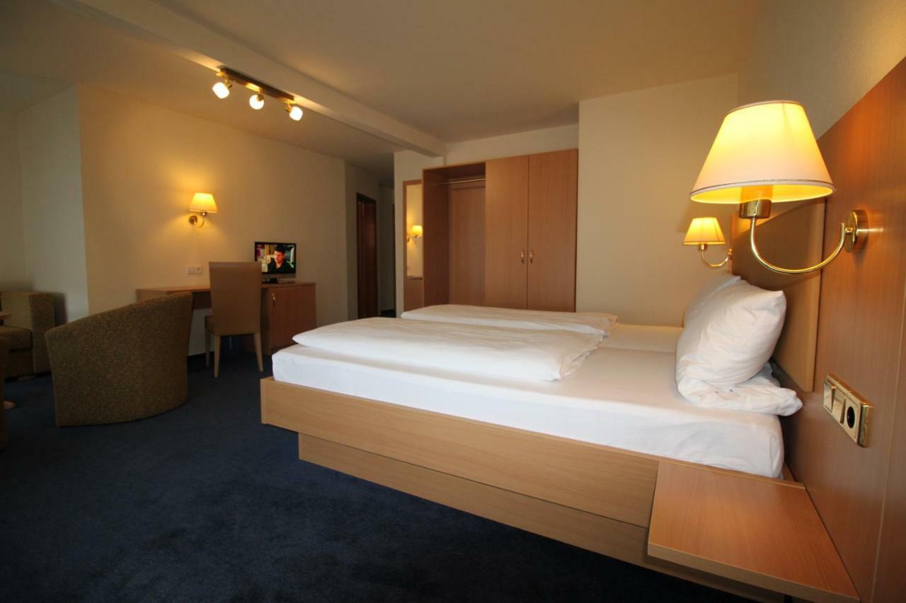 Hotel Garni Eden Meersburg Extérieur photo